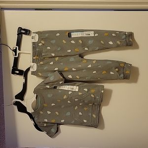 NWT: okie dokie 2 Piece Jogger and Shirt